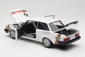 Volvo 240 Turbo #21 P. Stureson DTM Winner Wunstorf 1985 AUTOart 1:18 88592 Metalas - nuotrauka 5 iš 8