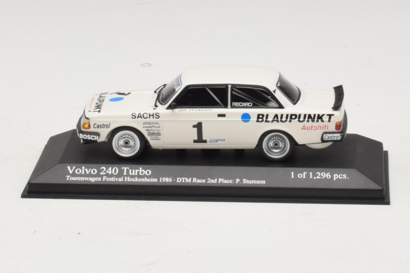 Volvo 240 Turbo #1 P. Stureson IPS Motorsport DTM 1986 Minichamps 1:43 400861701 Metalas