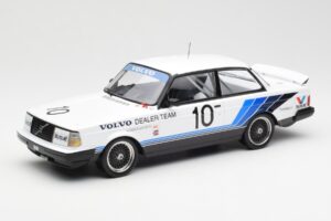 Volvo 240 Turbo #10 R. Francevic Winner ATCC 1986 IXO 1:18 18RMC176 Metalas