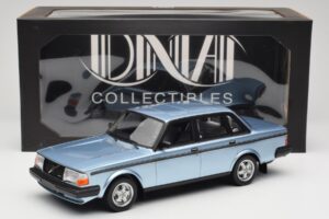 Volvo 244 Turbo Šviesiai Mėlynas DNA 1:18 DNA000135 Metalas - nuotrauka 6 iš 6