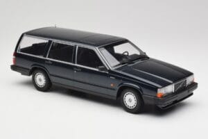 Volvo 740 GL Universalas Tamsiai Žalias Metalinis Minichamps 1:18 155171771 Metalas - nuotrauka 4 iš 6