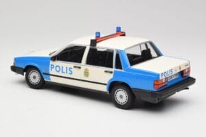 Volvo 740 GL Švedijos Policija Minichamps 1:18 155171791 Metalas - nuotrauka 5 iš 6