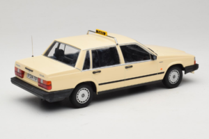 Volvo 740 GL Taksi Vokietija Minichamps 1:18 155171792 Metalas - nuotrauka 2 iš 6
