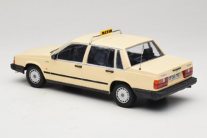Volvo 740 GL Taksi Vokietija Minichamps 1:18 155171792 Metalas - nuotrauka 5 iš 6