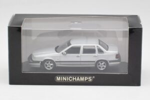 Volvo 850 Sidabrinis Minichamps 1:43 430171402 Metalas - nuotrauka 4 iš 4