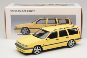 Volvo 850 T-5R Universalas Cream Yellow AUTOart 1:18 79506 Metalas - nuotrauka 8 iš 8