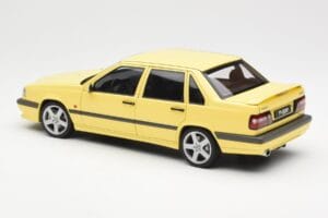Volvo 850 T-5R Geltonas AUTOart 1:18 79501 Metalas - nuotrauka 7 iš 8