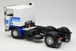 Volvo F12 Mėlynas Baltas Road Kings 1:18 RK180033 Metalas - nuotrauka 7 iš 8