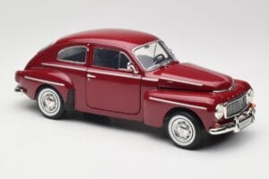 Volvo PV544 Cherry Red Revell 1:18 08887 Metalas - nuotrauka 6 iš 8