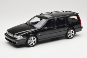 Volvo V70 R P80 Juodas DNA 1:18 DNA000232 Metalas