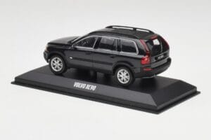 Volvo XC90 Juodas Safyras Minichamps 1:43 38704 Metalas - nuotrauka 3 iš 4
