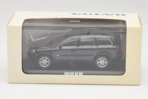Volvo XC90 Juodas Safyras Minichamps 1:43 38704 Metalas - nuotrauka 4 iš 4
