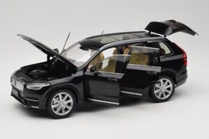 Volvo XC90 Onyx Black Paudi Model 1:18 9430842 Metalas - nuotrauka 2 iš 8