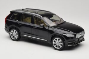 Volvo XC90 Onyx Black Paudi Model 1:18 9430842 Metalas - nuotrauka 6 iš 8