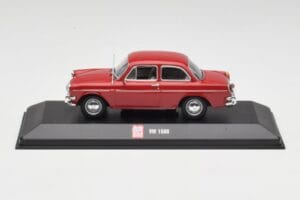 Volkswagen 1500 Ruby Raudonas Minichamps 1:43 VW001 Metalas