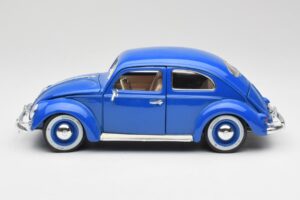 Volkswagen Beetle Mėlynas Bburago 1:18 23124646 Metalas - nuotrauka 4 iš 8