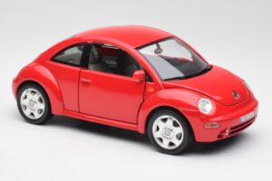 Volkswagen New Beetle Raudonas Bburago 1:18 8185108 Metalas - nuotrauka 6 iš 8