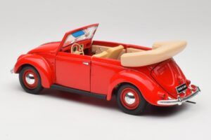 Volkswagen Kabrioletas Ruby Raudonas Maisto 1:18 32826 Metalas - nuotrauka 7 iš 8