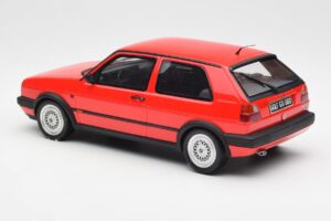 Volkswagen Golf GTI Mk2 Raudonas Otto 1:18 OT027 Derva - nuotrauka 5 iš 6