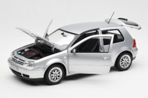 Volkswagen Golf Mk5 GTI Sidabrinis Norev 1:18 188570 Metalas - nuotrauka 2 iš 8
