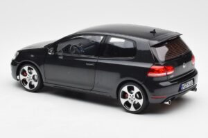Volkswagen Golf Mk6 GTI Pilkas Metalinis Norev 1:18 188503 Metalas - nuotrauka 7 iš 7