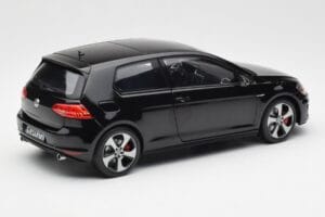 Volkswagen Golf Mk7 GTI Juodas Norev 1:18 188550 Metalas - nuotrauka 3 iš 8