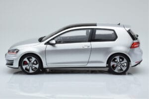 Volkswagen Golf GTI Mk7 Reflex Sidabrinis Norev 1:18 188551 Metalas - nuotrauka 4 iš 8