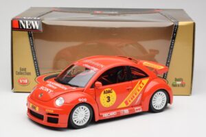 Volkswagen New Beetle Cup Bburago 1:18 3329 Metalas - nuotrauka 8 iš 8