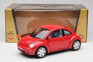 Volkswagen New Beetle Raudonas Bburago 1:18 3342 Metalas - nuotrauka 8 iš 8