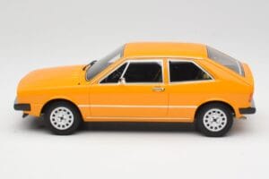 Volkswagen Scirocco GTI Mk1 Jaune Marino Otto 1:18 OT467 Derva - nuotrauka 3 iš 6