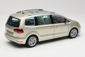 Volkswagen Sharan 7N Reflex Sidabras Metalinis Minichamps 1:18 110051002 Metalas - nuotrauka 3 iš 8