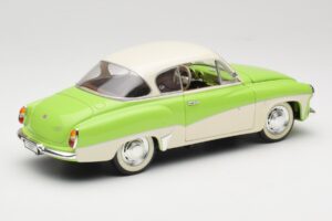 Wartburg 313 Pastelinė Žalia virš Smėlinės Revell 1:18 9018 Metalas - nuotrauka 3 iš 8