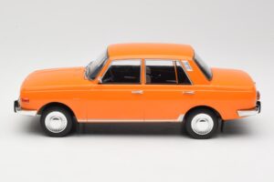 Wartburg 353 Oranžinis MCG 1:18 MCG18061 Metalas - nuotrauka 3 iš 6