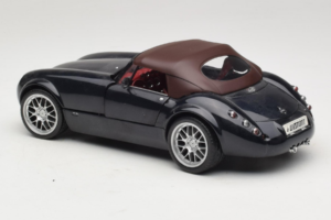 Wiesmann Roadster MF Carbon Black Revell 1:18 WIESMANN001 Metalas - nuotrauka 6 iš 9