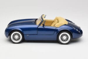 Wiesmann Roadster MF3 Mėlynas Revell 1:18 08861 Metalas - nuotrauka 4 iš 8