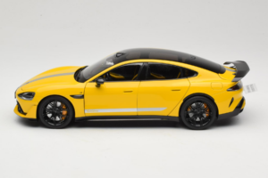 Xiaomi SU7 Ultra Geltonas OEM 1:18 BHR9995CN Metalas - nuotrauka 4 iš 8