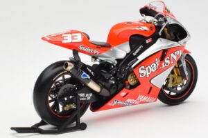 Yamaha YZR-M1 Gauloises Fortuna Yamaha #7 C. Checa MotoGP 2004 Minichamps 1:12 122043007 Metalas - nuotrauka 3 iš 6