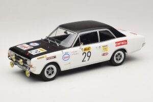 Opel Commodore A #29 J-L. Clarr / J-P. Peyroux Tour de France Automobile 1971 MCG 1:18 MCG18562R Metalas