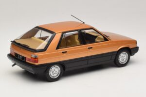 Renault 11 GTL Auksinis MCG 1:18 MCG18590 Metalas - nuotrauka 2 iš 6