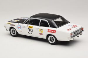 Opel Commodore A #29 J-L. Clarr / J-P. Peyroux Tour de France Automobile 1971 MCG 1:18 MCG18562R Metalas - nuotrauka 5 iš 6