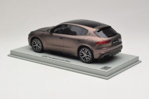 Maserati Grecale Bronzinis BBR 1:18 P18220FMAS Derva - nuotrauka 5 iš 7