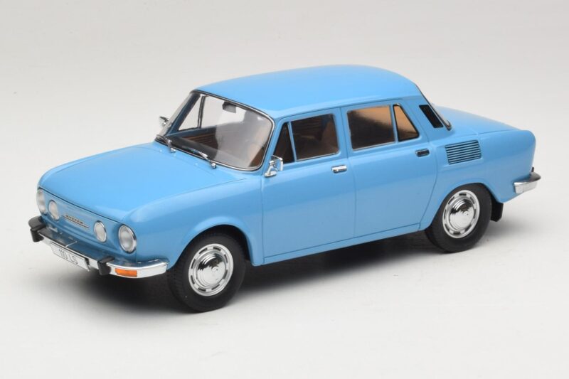 Skoda 100 LS Šviesiai Mėlyna MCG 1:18 MCG18782 Metalas