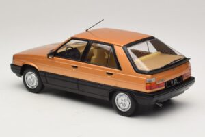 Renault 11 GTL Auksinis MCG 1:18 MCG18590 Metalas - nuotrauka 5 iš 6