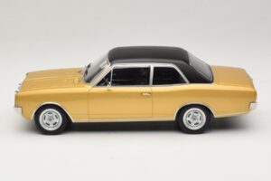 Opel Commodore A Bėžinis MCG 1:18 MCG18559 Metalas - nuotrauka 3 iš 6