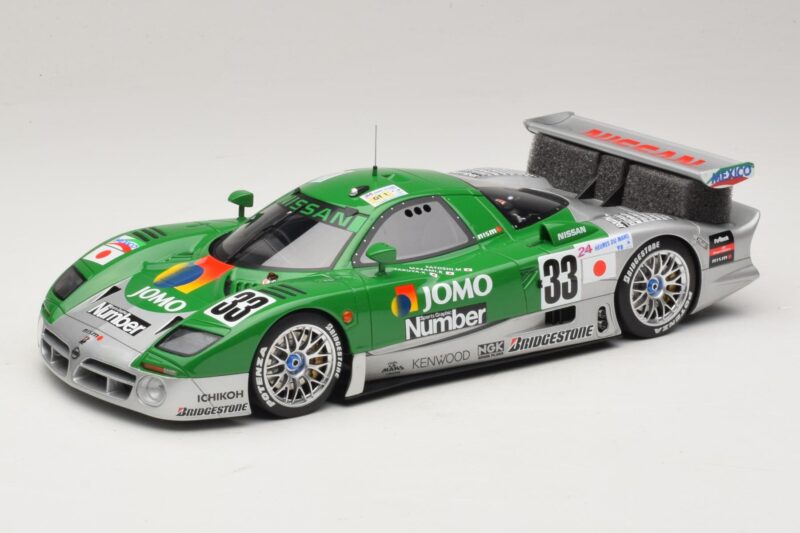 Nissan R390 GT1 #33 S. Motoyama / T. Kurosawa / M. Kageyama 24 Hours of Le Mans 1998 GT Spirit 1:18 GT1003 Derva