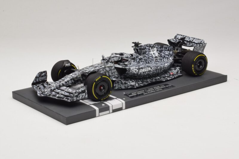 Alfa Romeo Orlen C42 R. Kubica Testing Barcelona 2022 Minichamps 1:18 117229988 Derva