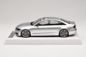Audi S6 C7 Florett Silver Metallic IVY Merit 1:18 REMC038 Derva