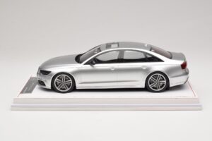 Audi S6 C7 Florett Silver Metallic IVY Merit 1:18 REMC038 Derva