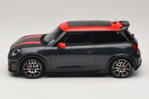 Mini Cooper JCW F66 Legend Grey Otto 1:18 OT1244 Derva - nuotrauka 3 iš 6