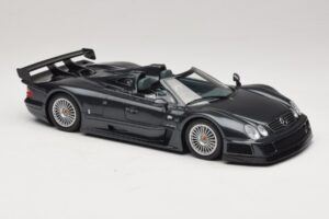 Mercedes AMG CLK GTR Roadster Pilkas GT Spirit 1:18 GT960 Derva - nuotrauka 4 iš 6